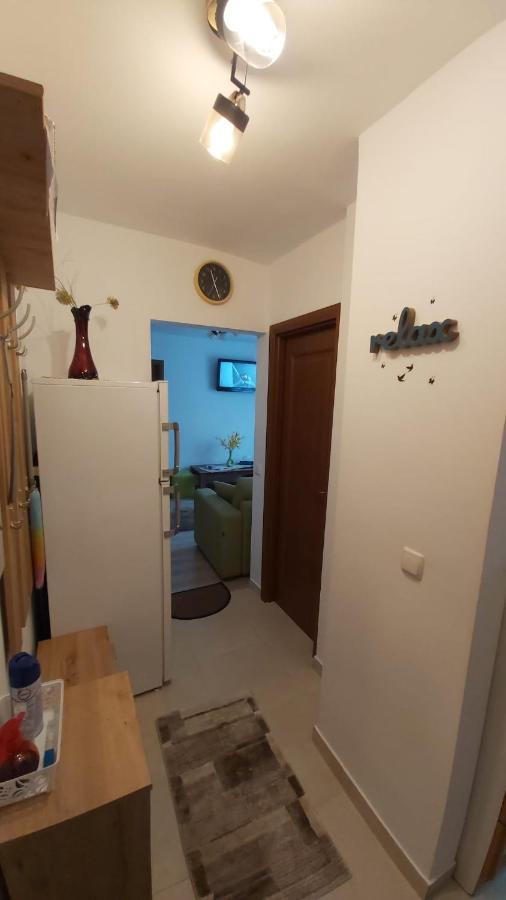 Relax Apartament Leilighet Satu Mare Eksteriør bilde